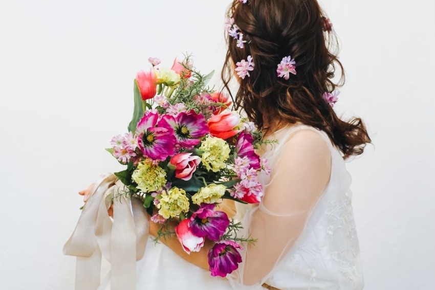 夜更けのハロウィンブーケ　ウェディングブーケ　前撮り　モダンブーケ　個性派ブーケ 夜更けのハロウィンブーケ ウェディングブーケ 前撮り モダンブーケ